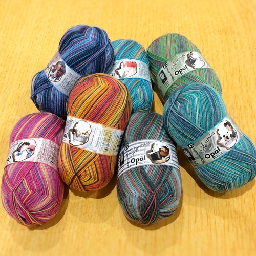 オパール毛糸の新しいシリーズが入荷しました！