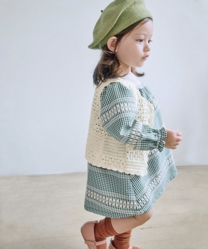 スカーレットニットベスト