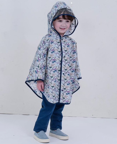 Queue for the Zoo rainponcho