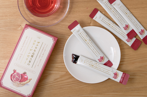 “きれいな人の新習慣”ザクロ＆高麗人参のコラーゲンゼリーの試食会