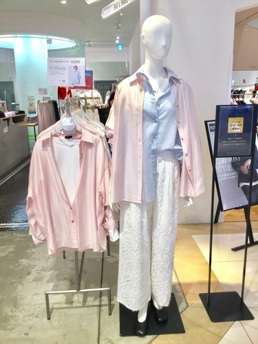 シアーシャツ+ジャガードパンツ